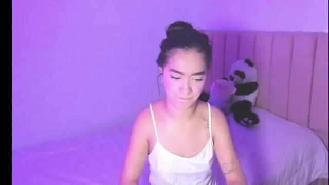 Image 2 of sarah_stone15 Stream on Chaturbate on 1 day ago