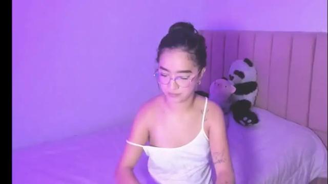 Image 6 of sarah_stone15 Stream on Chaturbate on 1 day ago