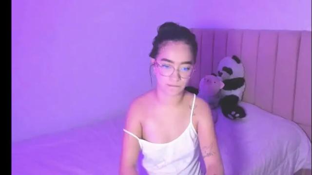 Image 7 of sarah_stone15 Stream on Chaturbate on 1 day ago
