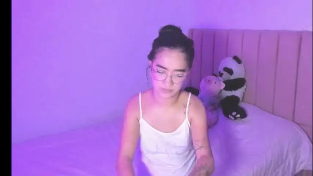 Image 8 of sarah_stone15 Stream on Chaturbate on 1 day ago