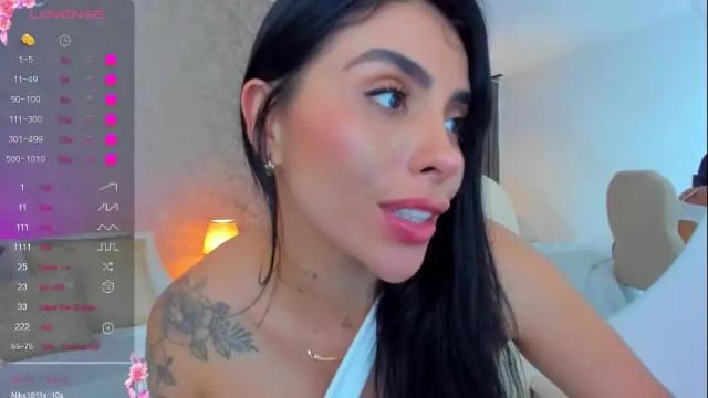 Image 11 of sarah_stonne_ Stream on Chaturbate on 1 month ago