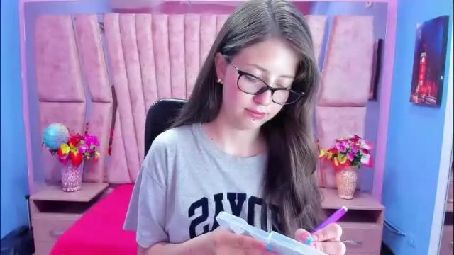 Image 8 of sarah_sweett_ Stream on Chaturbate on 1 day ago