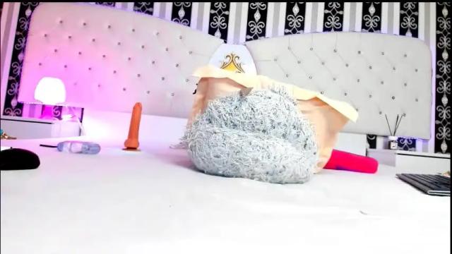 Thumbnail 2, sarah_t33n's Stream at Chaturbate, 1 month ago
