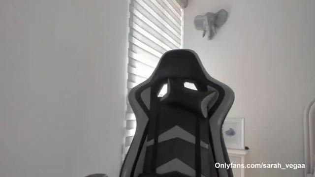 Image 2 of sarah_vegaa Stream on Chaturbate on 14 months ago