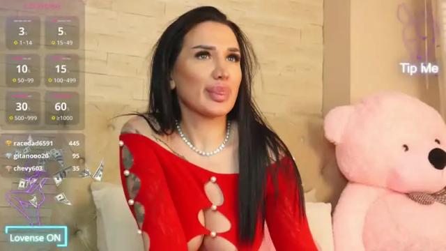 Image 4 of sarahadams Stream on Chaturbate on 1 month ago