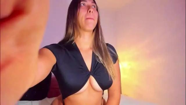 Image 2 of sarahbrooks_ Stream on Chaturbate on 10 days ago