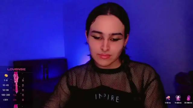 Image 8 of sarahfleur Stream on Chaturbate on 13 months ago