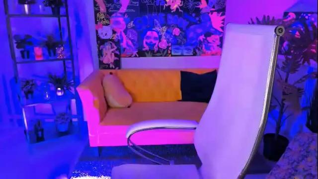 Image 12 of sarahholly Stream on Chaturbate on 1 month ago