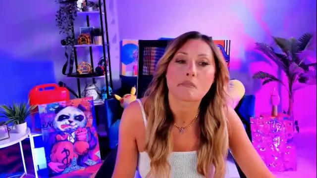 Thumbnail 1, sarahholly's Stream at Chaturbate, 18 hours ago