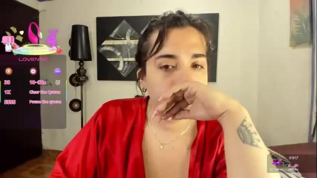 Image 8 of sarahjey Stream on Chaturbate on 6 days ago