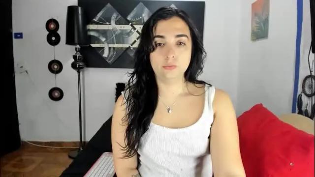 Image 4 of sarahjey Stream on Chaturbate on 23 days ago