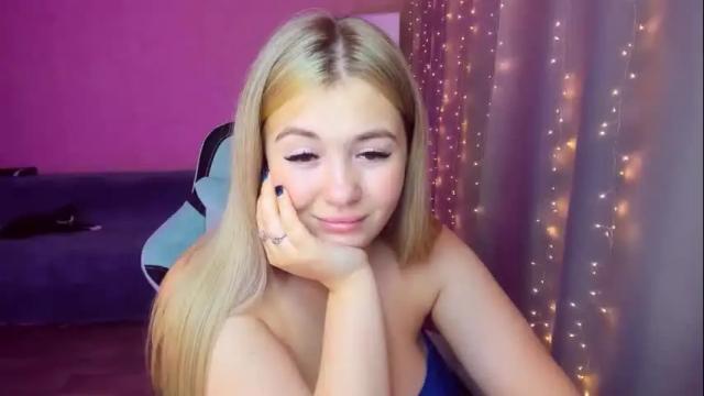 Thumbnail 2, sarahmils's Stream at Chaturbate, 26 days ago