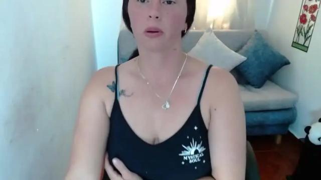 Image 6 of sarahott_1 Stream on Chaturbate on 12 months ago