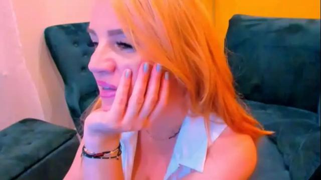 Image 7 of sarahottie69 Stream on Chaturbate on 1 month ago