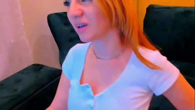 Image 8 of sarahottie69 Stream on Chaturbate on 29 days ago