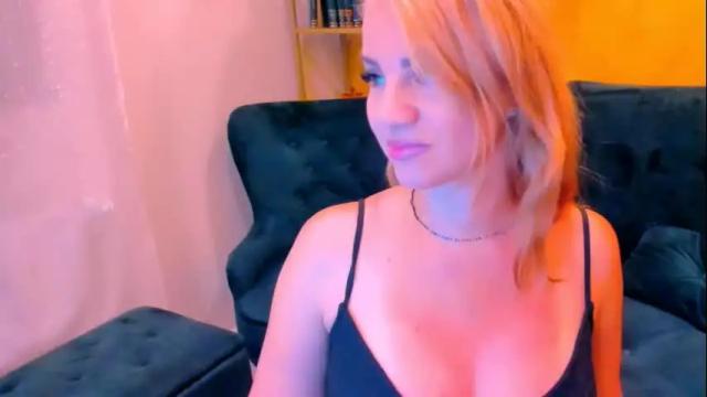Thumbnail 2, sarahottie69's Stream at Chaturbate, 4 months ago