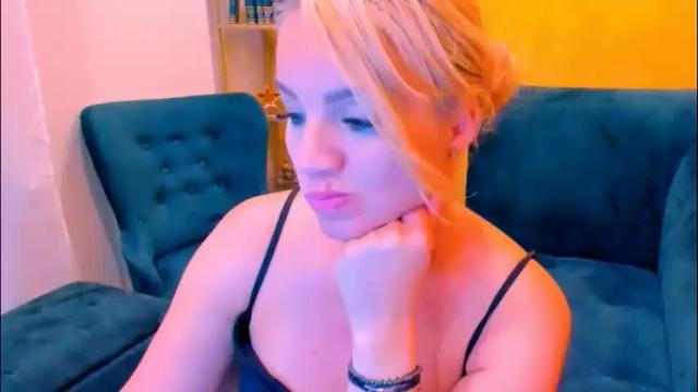 Thumbnail 3, sarahottie69's Stream at Chaturbate, 1 month ago