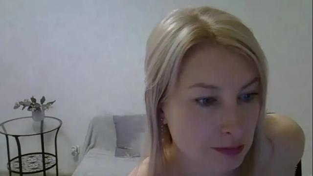 Image 12 of sarahphelps Stream on Chaturbate on 1 month ago