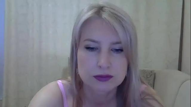 Image 4 of sarahphelps Stream on Chaturbate on 24 days ago