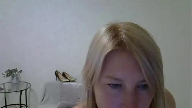 Image 4 of sarahphelps Stream on Chaturbate on 3 days ago
