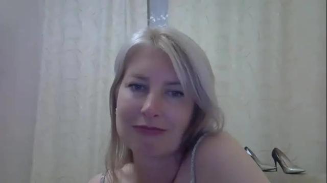 Image 12 of sarahphelps Stream on Chaturbate on 3 months ago