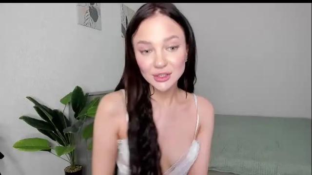 Image 11 of sarahphyllis Stream on Chaturbate on 20 days ago