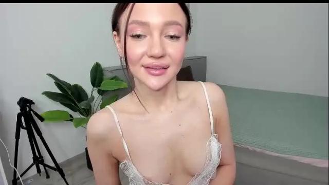 Image 6 of sarahphyllis Stream on Chaturbate on 3 days ago