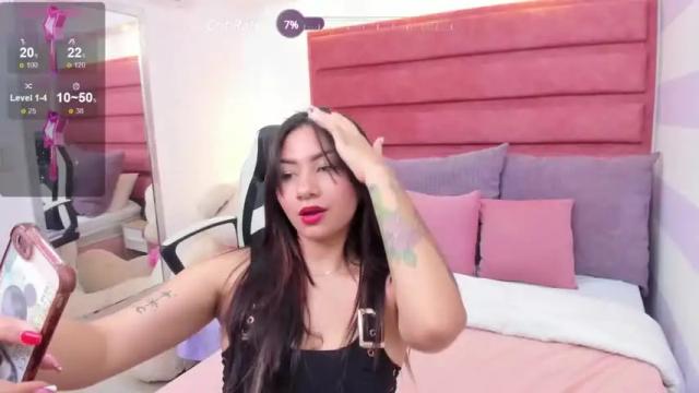 Image 2 of sarahscott56 Stream on Chaturbate on 22 months ago