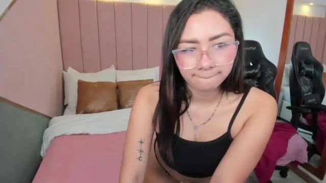 Thumbnail 3, sarahscott56's Stream at Chaturbate, 20 months ago