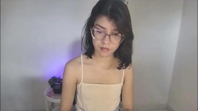 Image 12 of sarahsmitt Stream on Chaturbate on 3 months ago