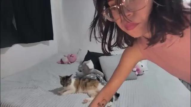 Thumbnail 2, sarahsmitt's Stream at Chaturbate, 2 months ago