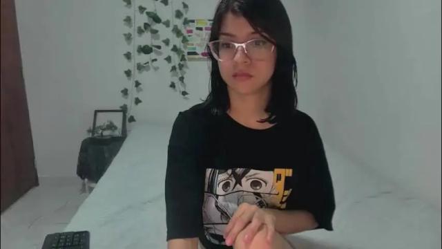 Image 10 of sarahsmitt Stream on Chaturbate on 22 days ago