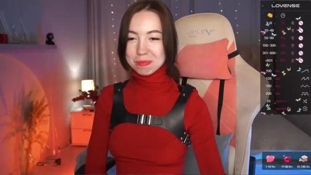 Image 3 of sarahson Stream on Chaturbate on 13 months ago
