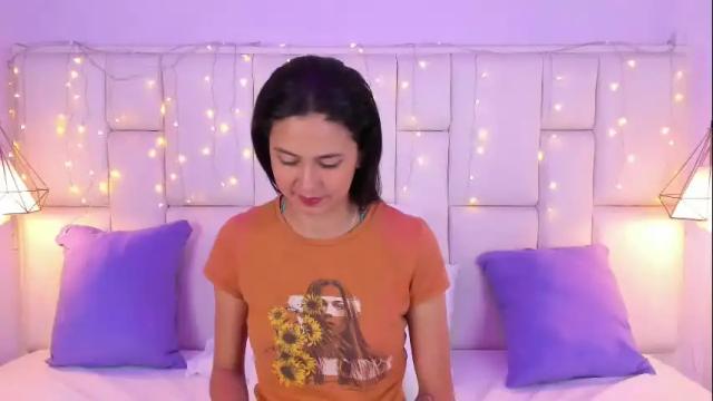 Image 6 of sarahsophia_ Stream on Chaturbate on 1 month ago