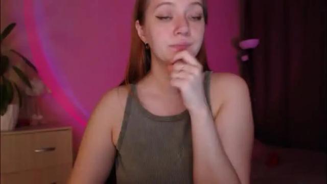 Image 10 of sarahsweetie_ Stream on Chaturbate on 29 days ago