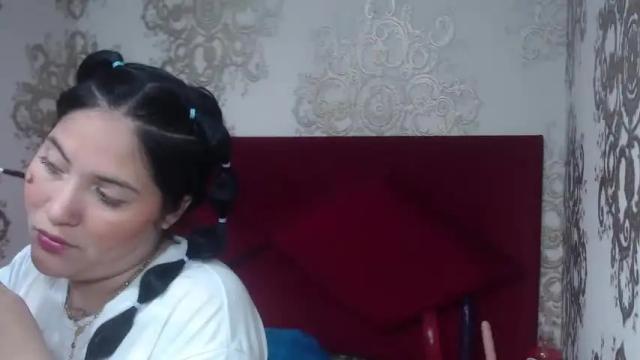Image 6 of sarahvenezs Stream on Chaturbate on 18 months ago