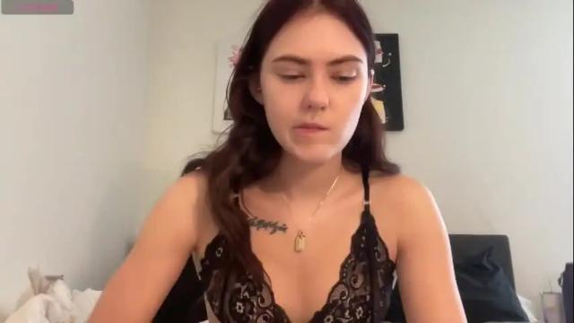 Image 2 of sarahxaoliver1 Stream on Chaturbate on 1 month ago