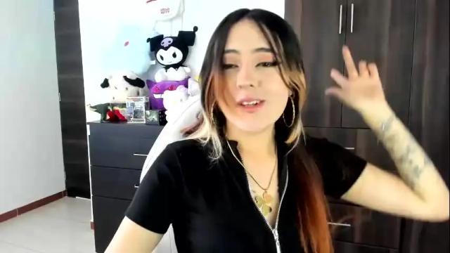 Image 8 of sarahxrusso Stream on Chaturbate on 1 month ago