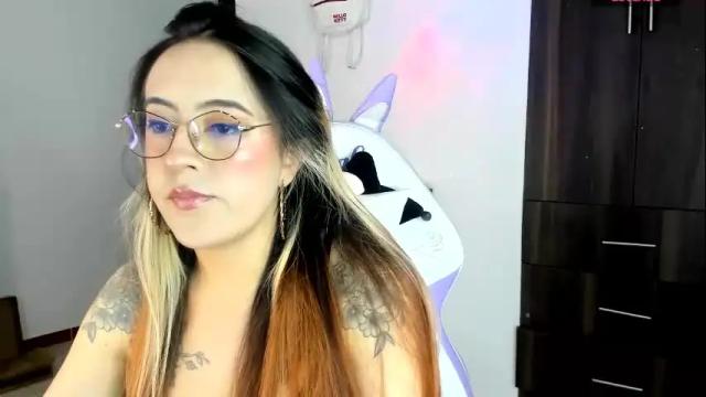 Thumbnail 1, sarahxrusso's Stream at Chaturbate, 13 days ago
