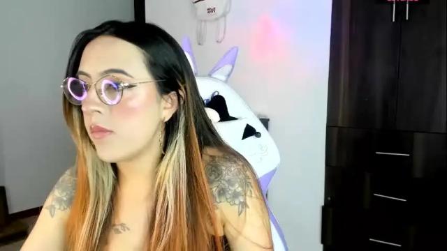 Image 4 of sarahxrusso Stream on Chaturbate on 15 days ago