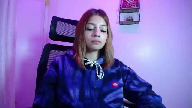 Image 6 of sarai_petite_ Stream on Chaturbate on 2 months ago