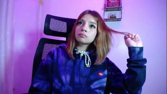 Image 8 of sarai_petite_ Stream on Chaturbate on 2 months ago