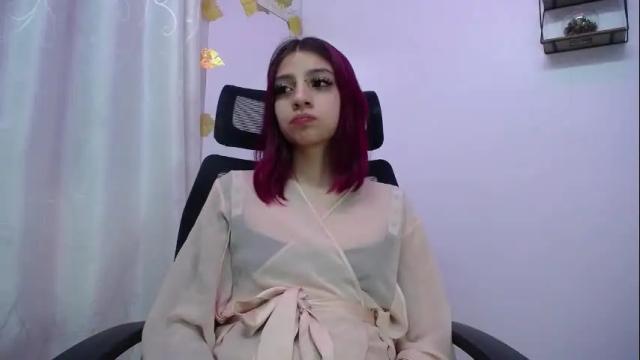 Thumbnail 1, sarai_petite_'s Stream at Chaturbate, 1 month ago