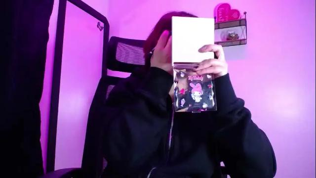 Thumbnail 1, sarai_petite_'s Stream at Chaturbate, 1 month ago