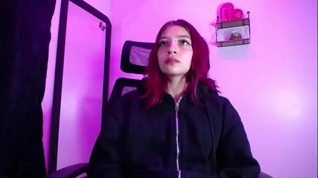 Thumbnail 3, sarai_petite_'s Stream at Chaturbate, 1 month ago
