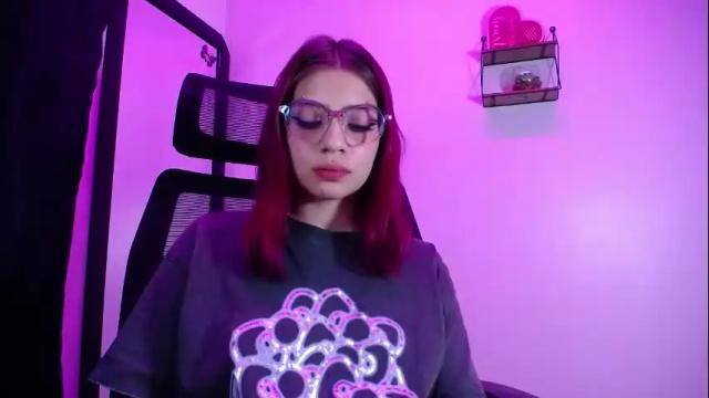 Thumbnail 1, sarai_petite_'s Stream at Chaturbate, 1 month ago