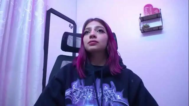 Thumbnail 1, sarai_petite_'s Stream at Chaturbate, 19 days ago