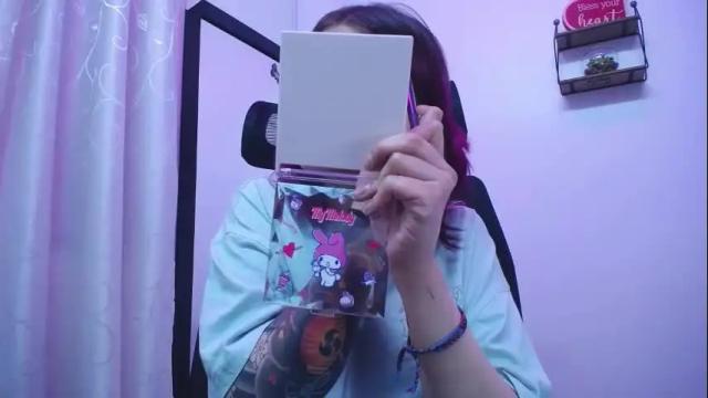 Image 7 of sarai_petite_ Stream on Chaturbate on 3 days ago