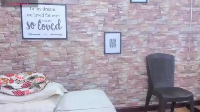 Image 7 of saraimiller Stream on Chaturbate on 14 months ago