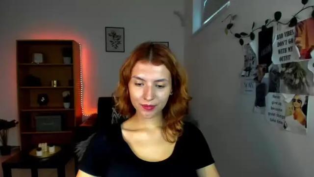 Image 11 of sarajaay Stream on Chaturbate on 19 months ago